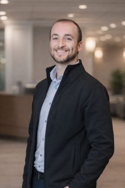Dr. Zachary Schussheim Dr. Zachary Schussheim
